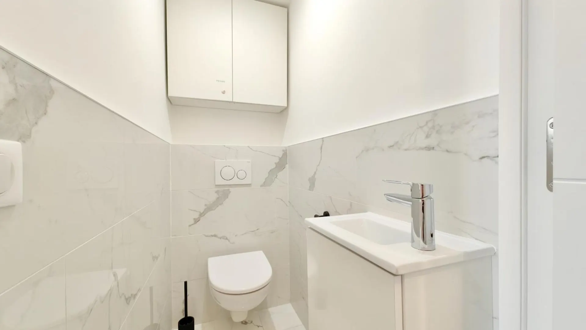 Royal Lux Seaview By Booking Guys Nice