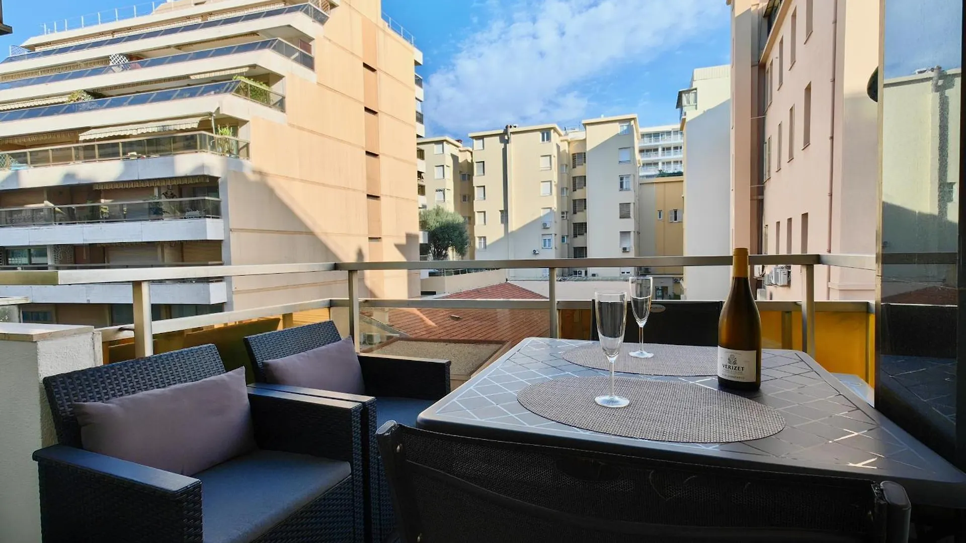 Royal Lux Seaview By Booking Guys Nice France